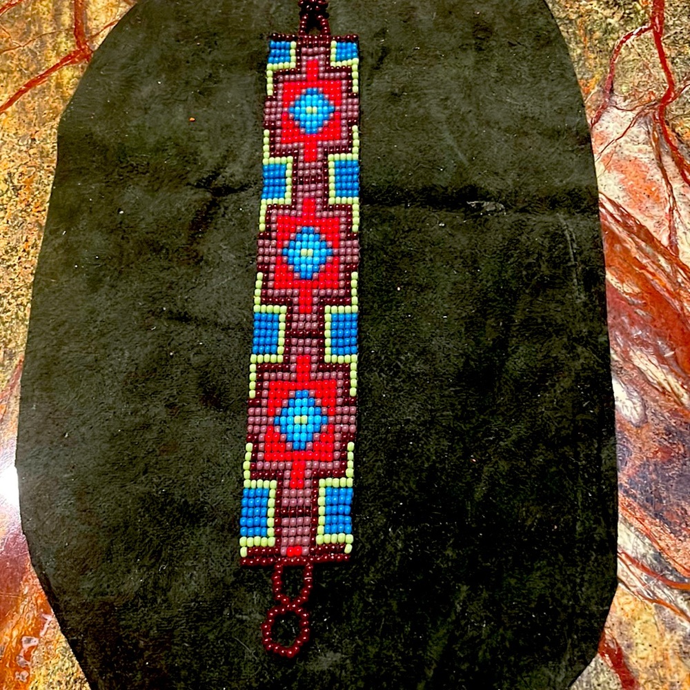 Native American beaded bracelet
